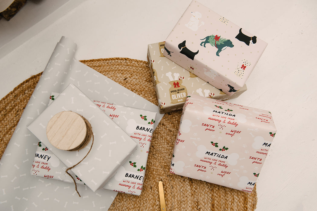 Personalisiertes Welpen-Pawmas-Packpapier
