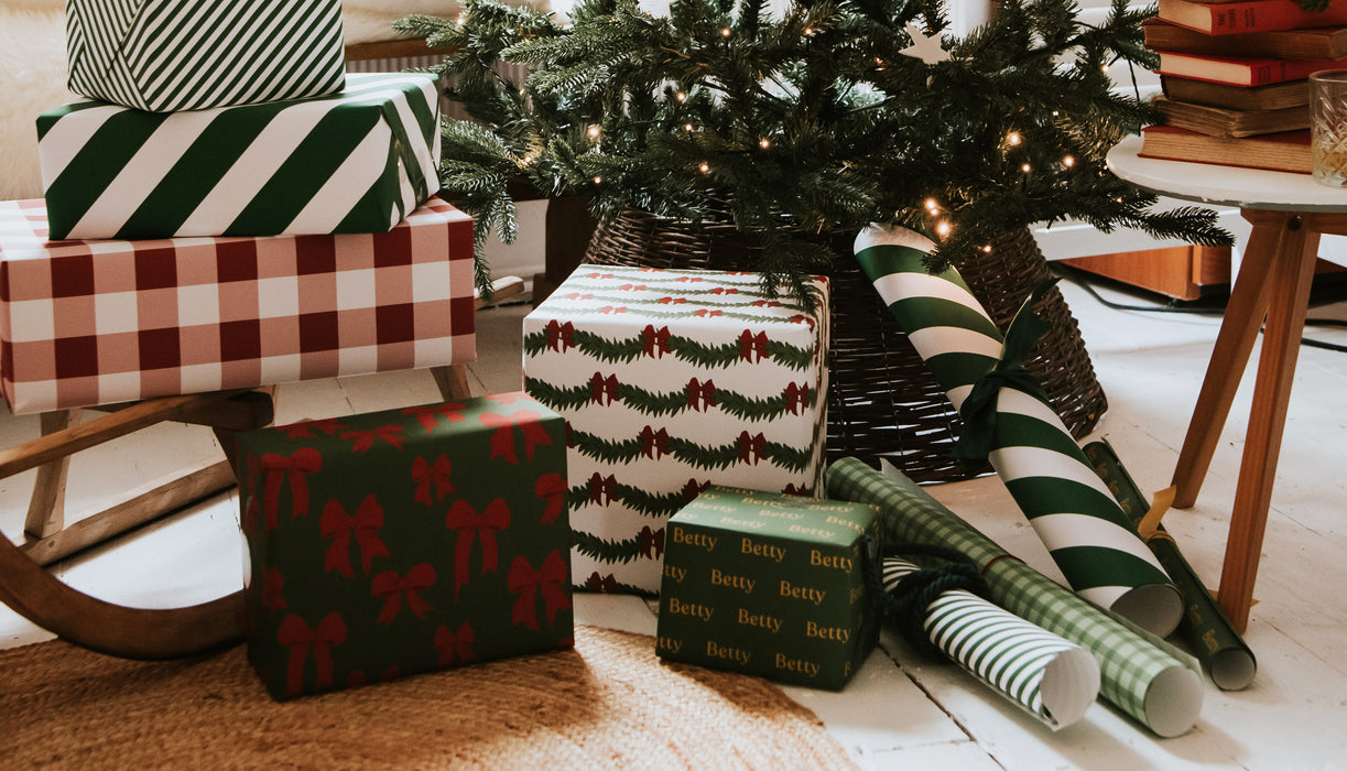 Garland Wrapping Paper